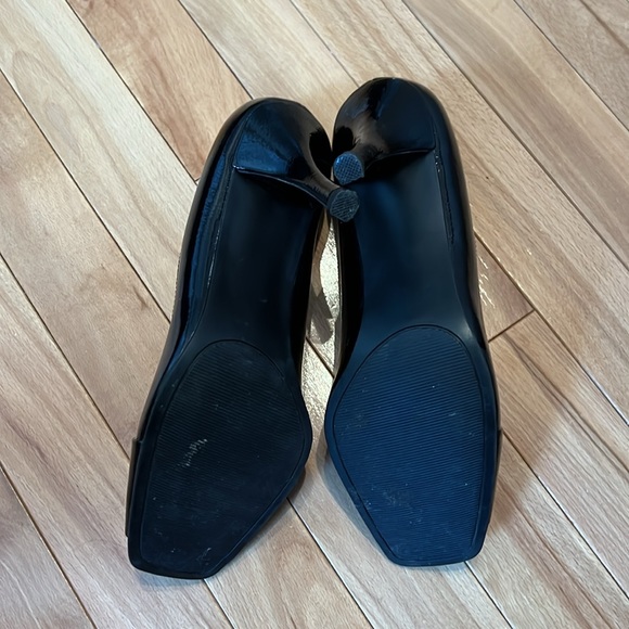 4/$20 Expression Size 9 Peep toe shoe - Picture 5 of 9